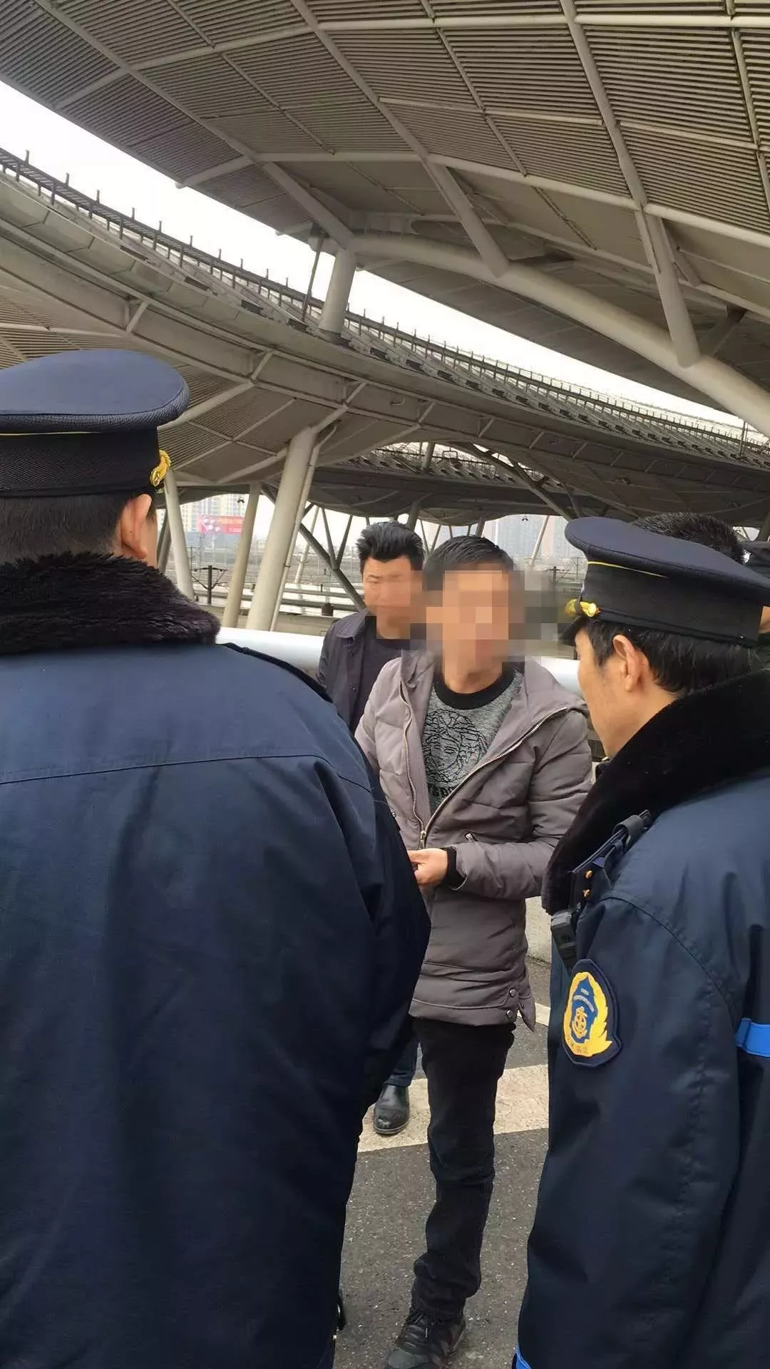 最新谁有公积金套现人的电话方法分析(最方便真实的绍兴公积金套现会被发现吗方法)